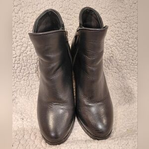 Thursday Boot Co Uptown Women’s Black Leather Zip Heeled Ankle Boots – Size 7M